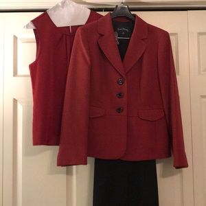 😊Evan-Picone Suit😊